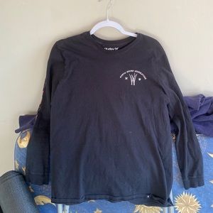 Hurley T-shirt. Black long sleeve